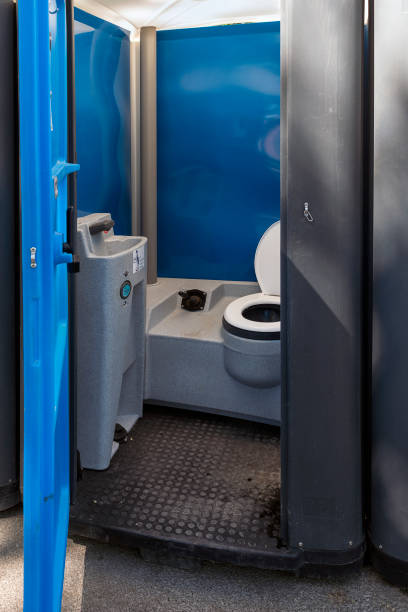 Best Affordable portable toilet rental  in La Harpe, IL
