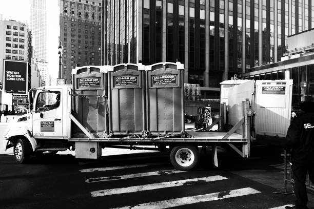 Best Portable restroom trailer rental  in La Harpe, IL